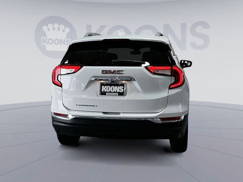 Used 2022 GMC Terrain SLT w/ Tech Package image 15
