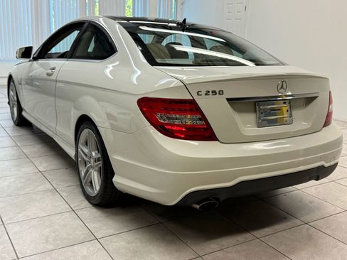 Used 2012 Mercedes-Benz C 250 C 250 Coupe 2D image 7