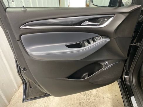 Certified 2023 Buick Enclave Essence w/ Sport Touring Edition AWD/4WD image 31