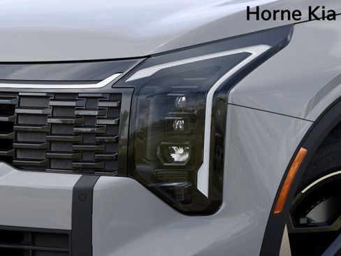 New 2026 Kia Sportage EX image 10