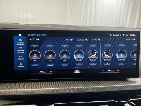 New 2023 BMW XM image 20