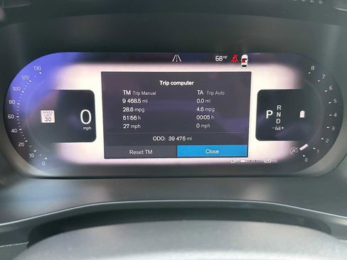 Certified 2023 Volvo XC40 B5 Plus w/ Driver Assist Package AWD/4WD image 26