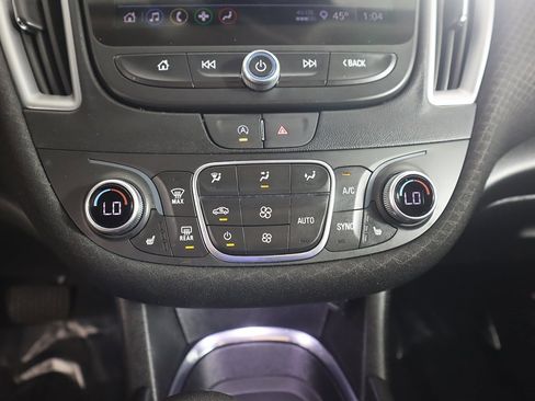 Used 2024 Chevrolet Malibu LT image 42