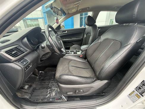 Used 2018 Kia Optima S FWD image 14
