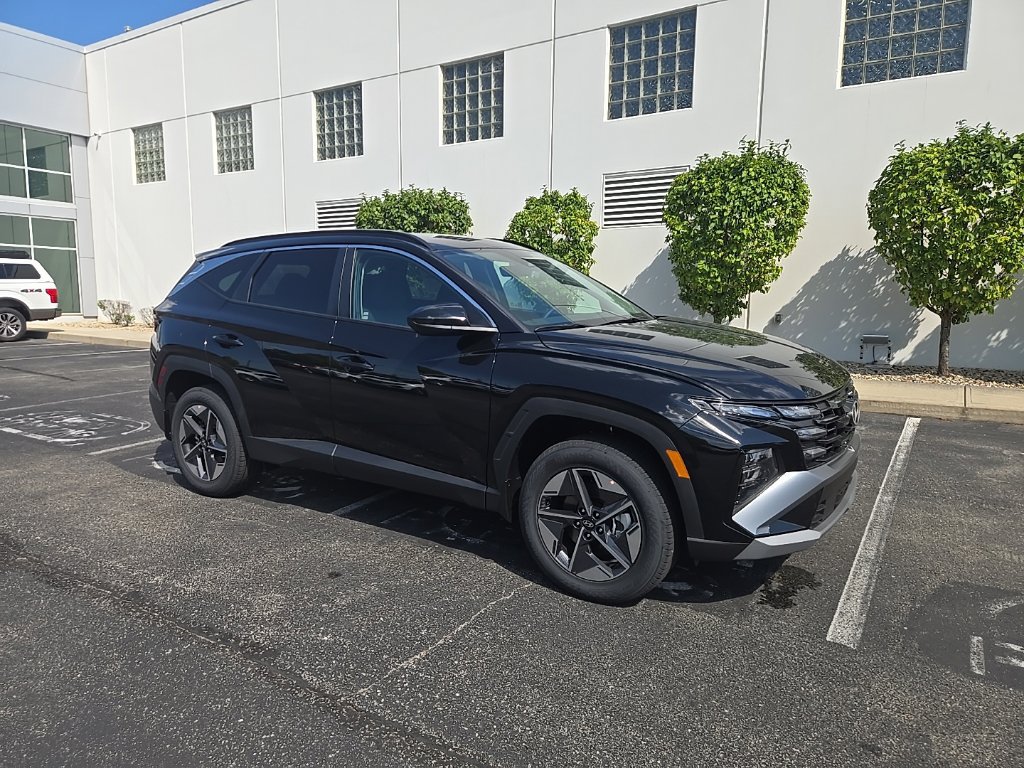 Certified 2026 Hyundai Tucson SEL Plus w/ Tow & Go Package AWD/4WD image 4