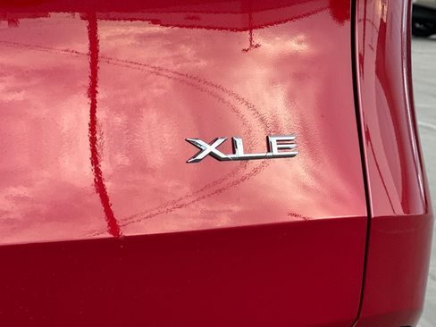 Certified 2026 Toyota Grand Highlander FWD image 28