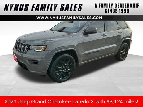 Used 2021 Jeep Grand Cherokee Laredo X image 1