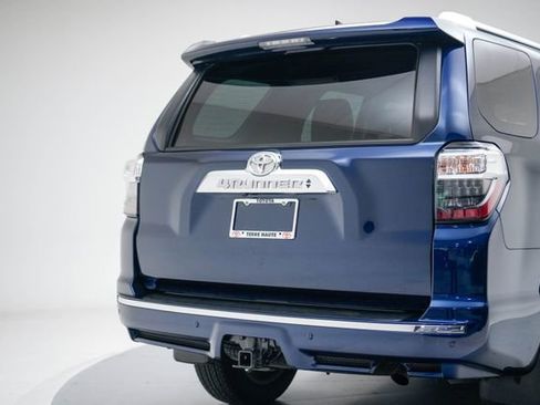 Used 2023 Toyota 4Runner Limited AWD/4WD image 12