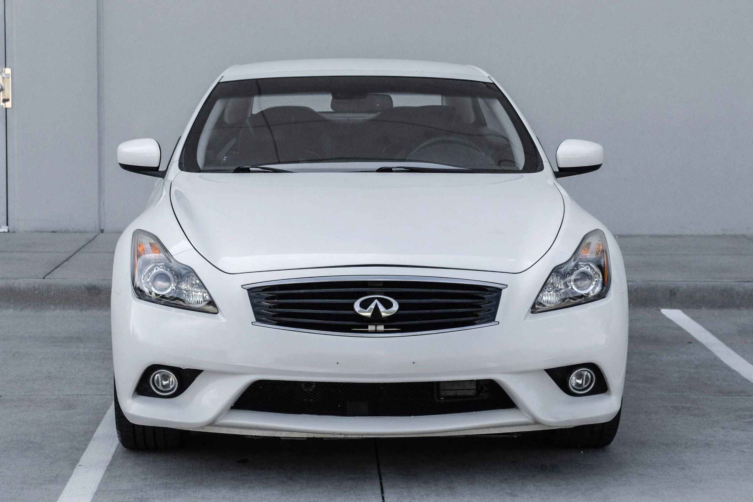 Used 2015 INFINITI Q60 Convertible w/ Premium Package RWD image 16