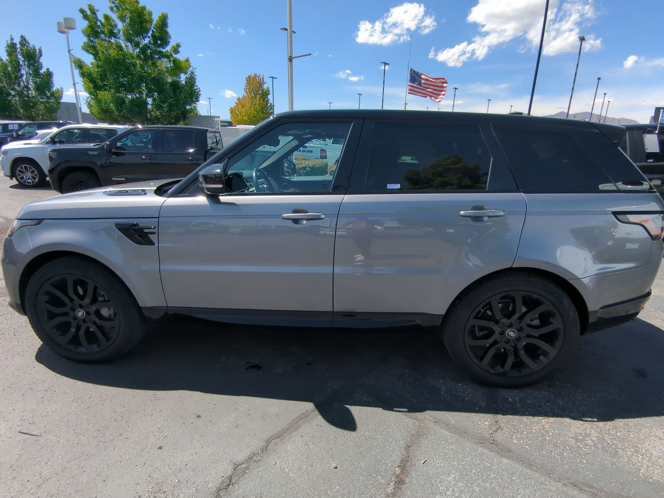 Used 2021 Land Rover Range Rover Sport HSE Silver Edition AWD/4WD image 9