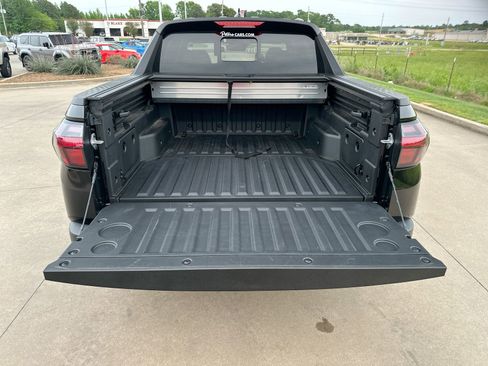 Used 2024 Hyundai Santa Cruz Limited image 22