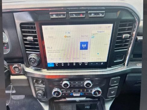 Used 2023 Ford F250 Lariat w/ Lariat Ultimate Package AWD/4WD image 15