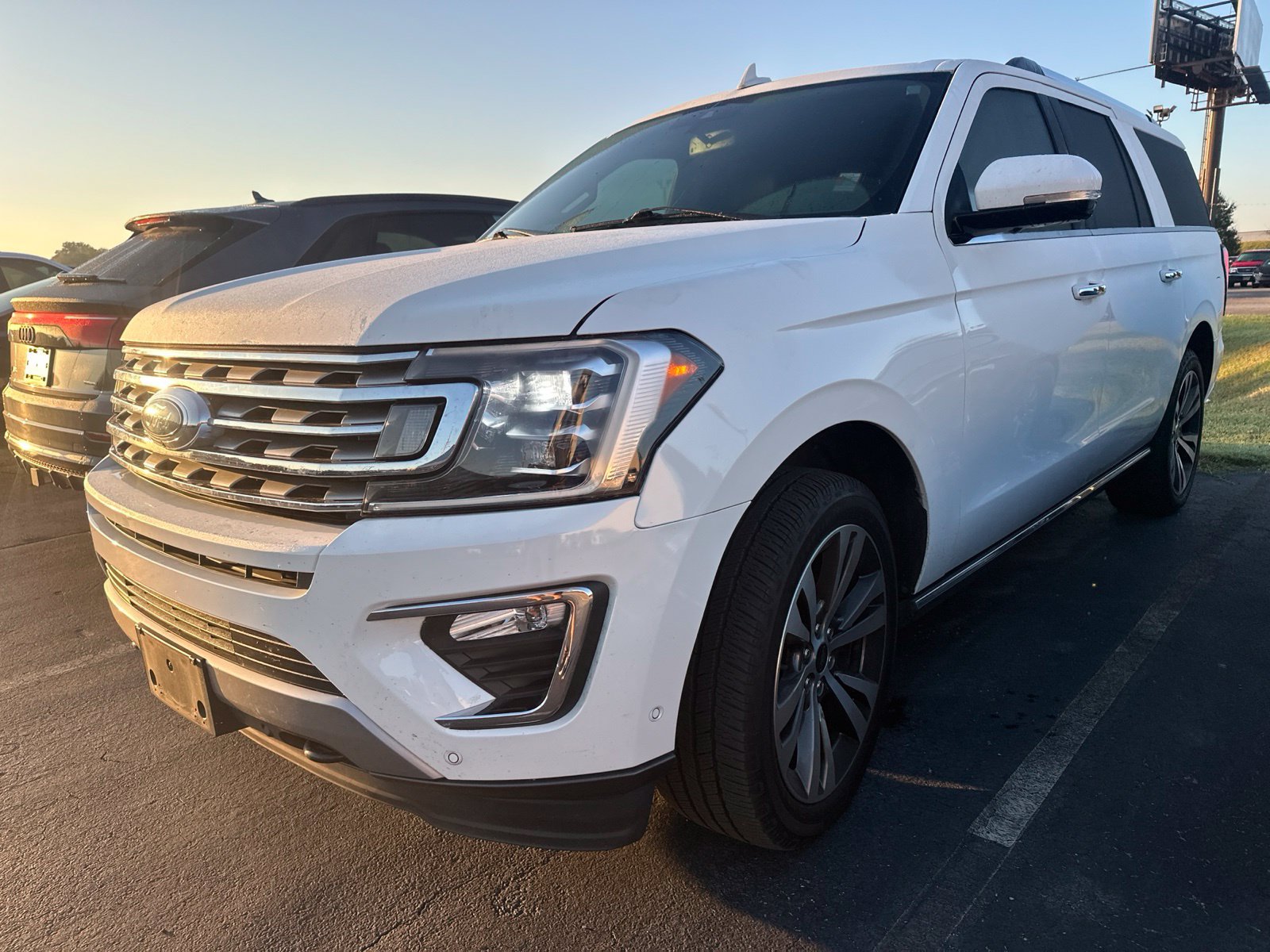 Used 2021 Ford Expedition Max Limited AWD/4WD image 1