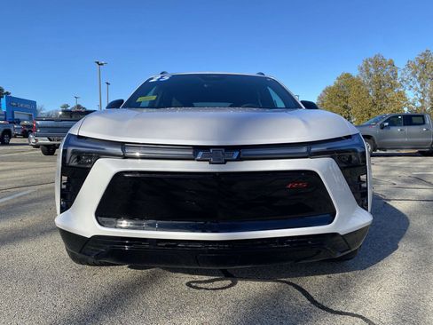 Used 2025 Chevrolet Blazer EV RS image 2
