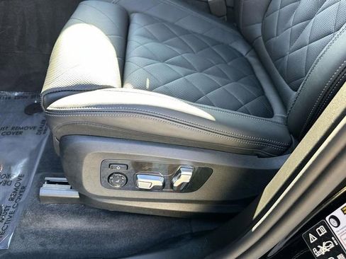 Certified 2026 BMW X7 xDrive40i w/ M Sport Package image 28