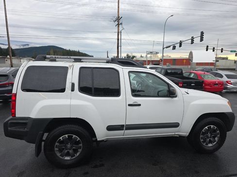 Used 2012 Nissan Xterra PRO-4X w/ Pro-4x Leather Pkg image 8