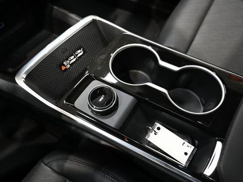 New 2026 Chevrolet Equinox LT w/ Convenience Package II image 18