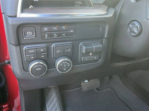 New 2025 Chevrolet Tahoe Premier image 21