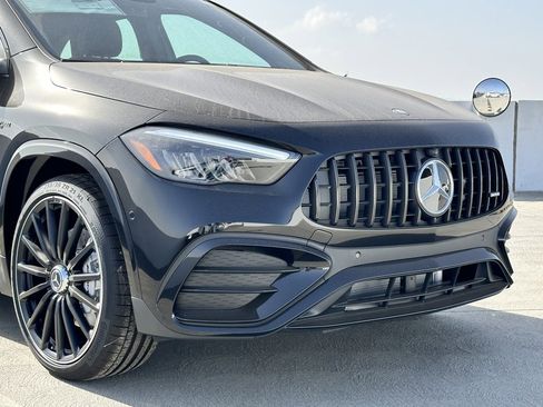 New 2025 Mercedes-Benz GLA 35 AMG 4MATIC image 3