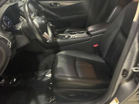 Used 2019 INFINITI Q50 Luxe w/ Essential Package (3.0T Luxe) AWD/4WD image 5