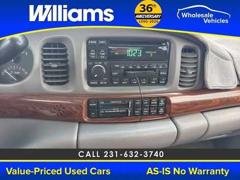 Used 2001 Buick Le Sabre Custom w/ Prestige Pkg image 22