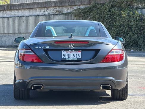 Used 2015 Mercedes-Benz SLK 250 w/ Premium Package image 5