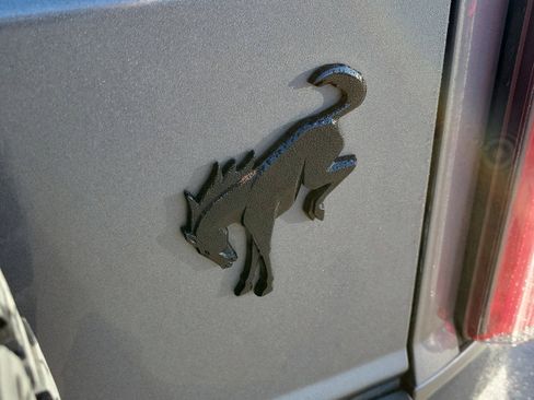 Certified 2022 Ford Bronco Wildtrak image 7