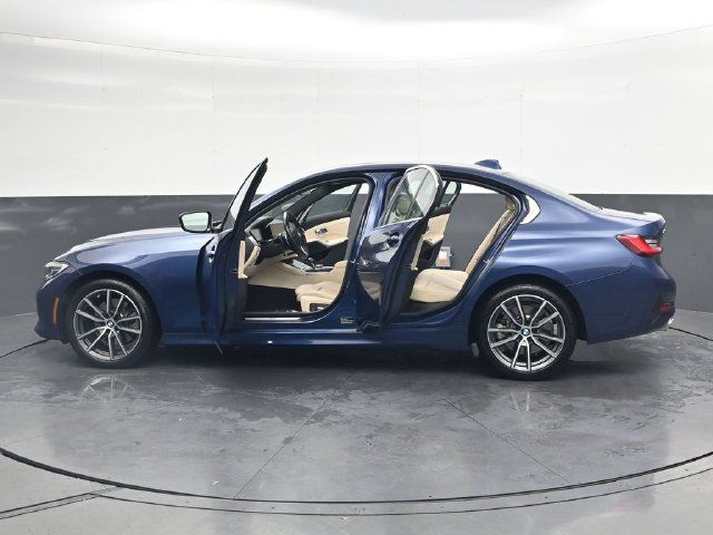 Used 2021 BMW 330i xDrive Sedan AWD/4WD image 38