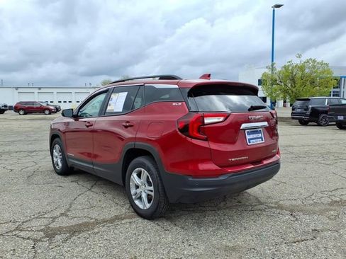 Certified 2022 GMC Terrain SLE w/ Driver Convenience Package AWD/4WD image 5