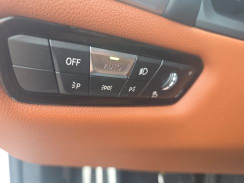 Used 2025 BMW 840i image 33