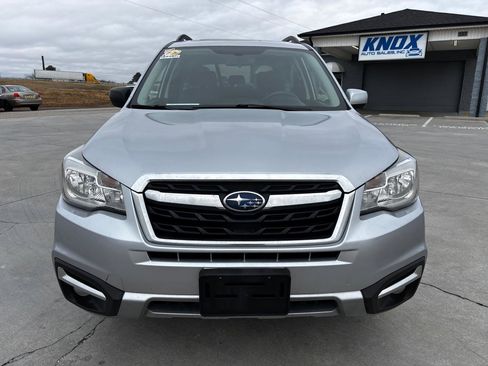 Used 2017 Subaru Forester 2.5i Limited AWD/4WD image 9