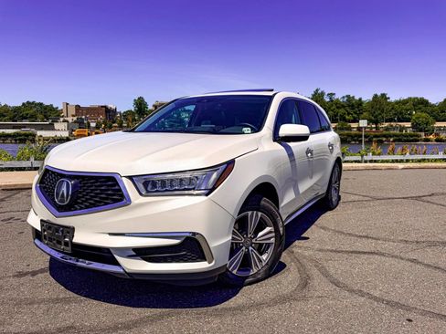Used 2020 Acura MDX SH-AWD image 2