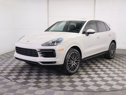 Used 2021 Porsche Cayenne image 1