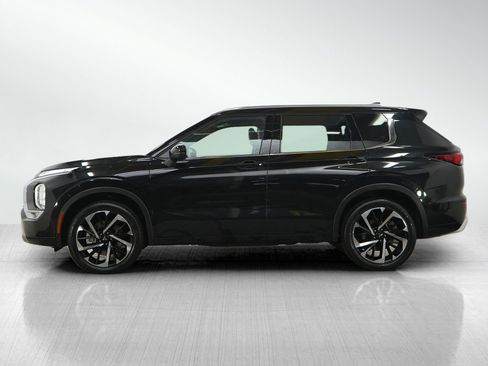 Used 2022 Mitsubishi Outlander SEL FWD image 2