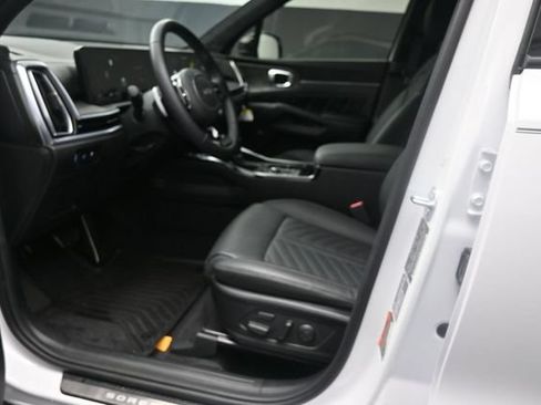 Used 2025 Kia Sorento SX Prestige AWD/4WD image 17
