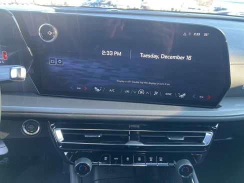 New 2026 Chevrolet Traverse LT w/ Driver Confidence Package image 34