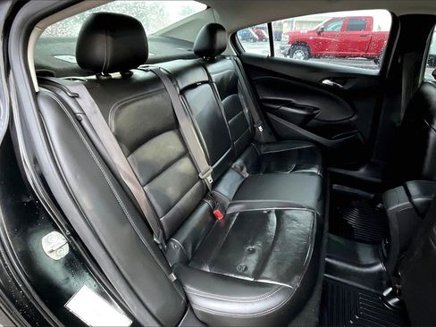 Used 2017 Chevrolet Cruze Premier image 27