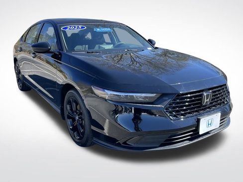 Certified 2025 Honda Accord SE image 8