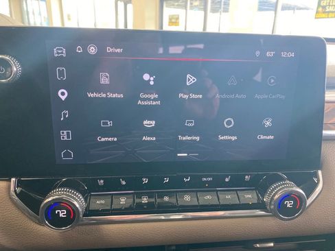 Used 2024 GMC Canyon Denali image 20