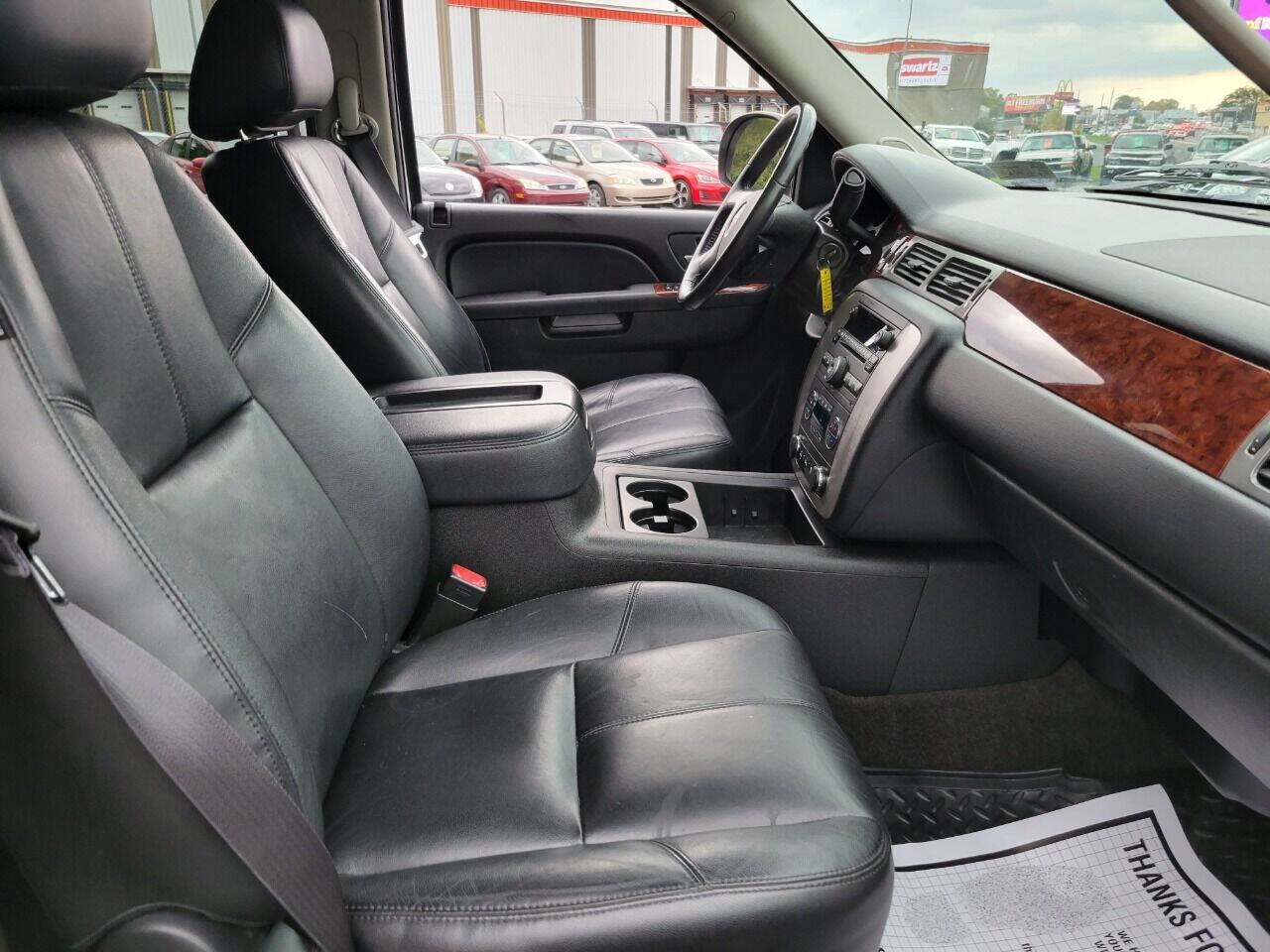 Used 2014 GMC Yukon SLT AWD/4WD image 33