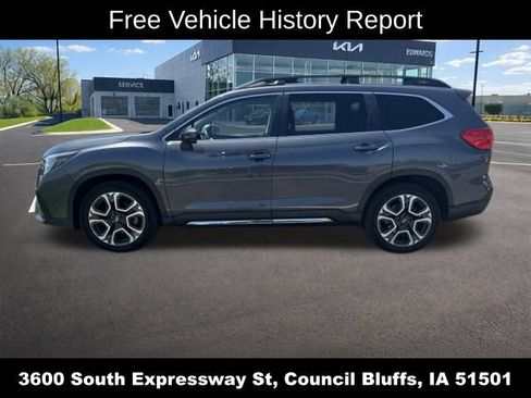 Used 2023 Subaru Ascent Limited AWD/4WD image 5