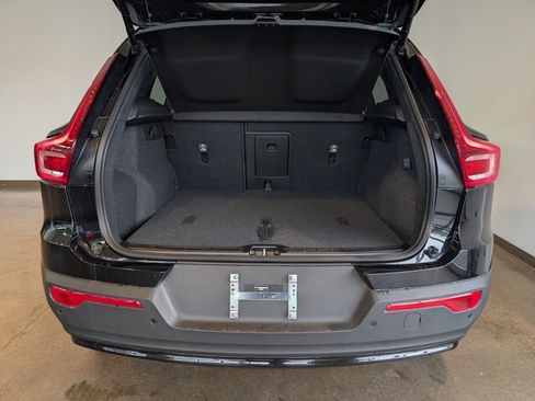 New 2026 Volvo XC40 B5 Plus w/ Protection Package Premier image 5