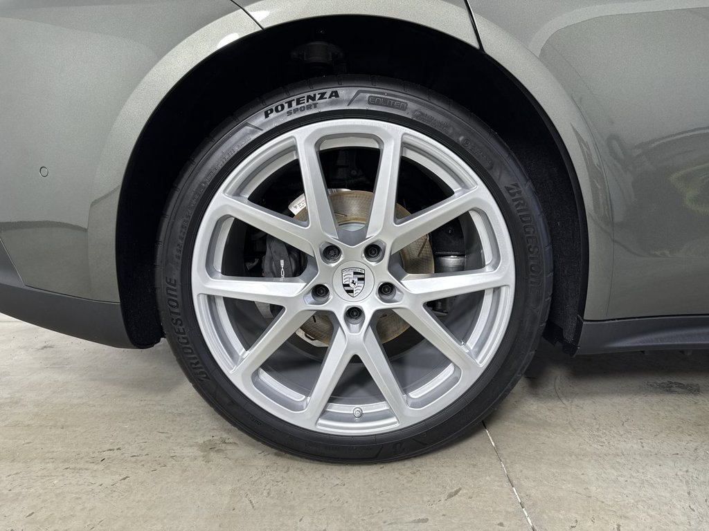 New 2026 Porsche Panamera 4 AWD/4WD image 16