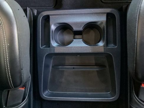 Used 2021 Ford Explorer XLT w/ Equipment Group 202A image 48