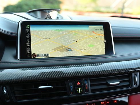 Used 2015 BMW X6 M image 27