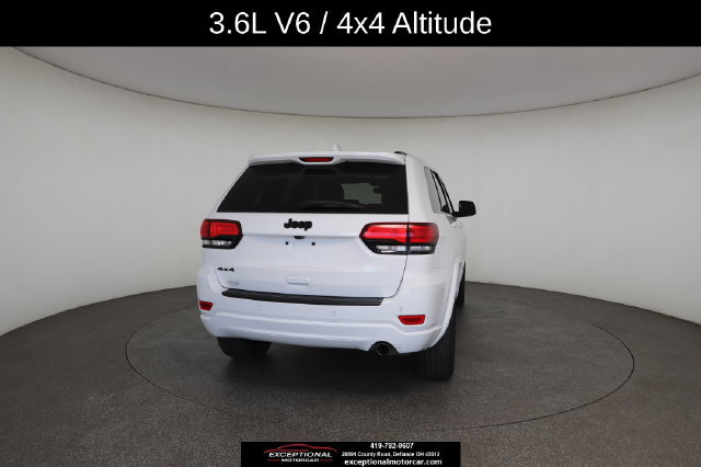 Used 2020 Jeep Grand Cherokee Altitude AWD/4WD image 16
