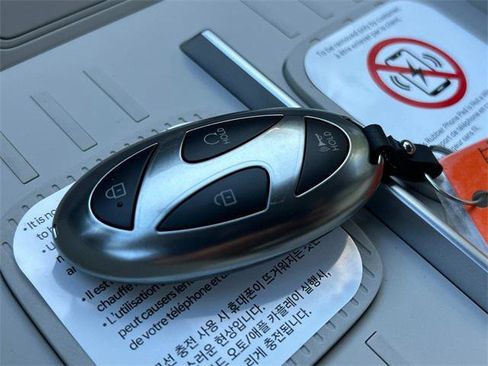 New 2026 Hyundai Santa Fe SEL image 13