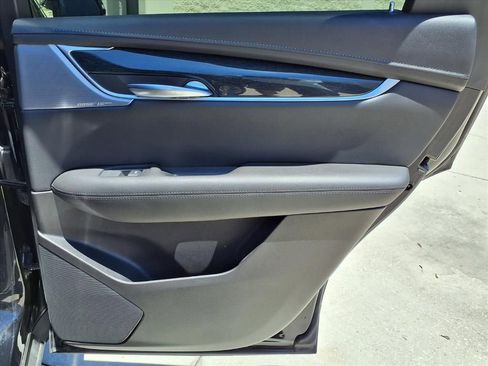 Certified 2024 Cadillac XT5 Premium Luxury FWD image 12