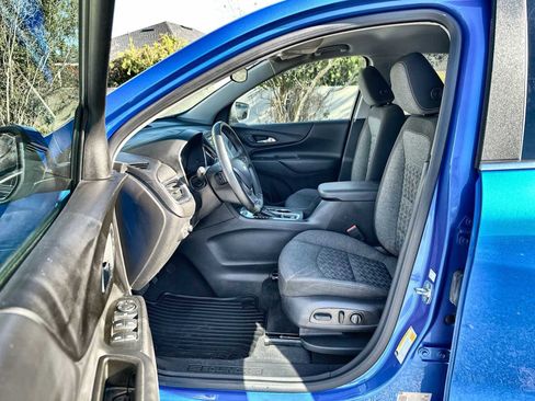 Certified 2024 Chevrolet Equinox LT image 2