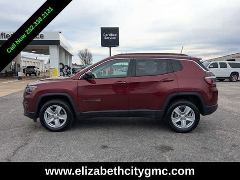 Used 2022 Jeep Compass Latitude image 7